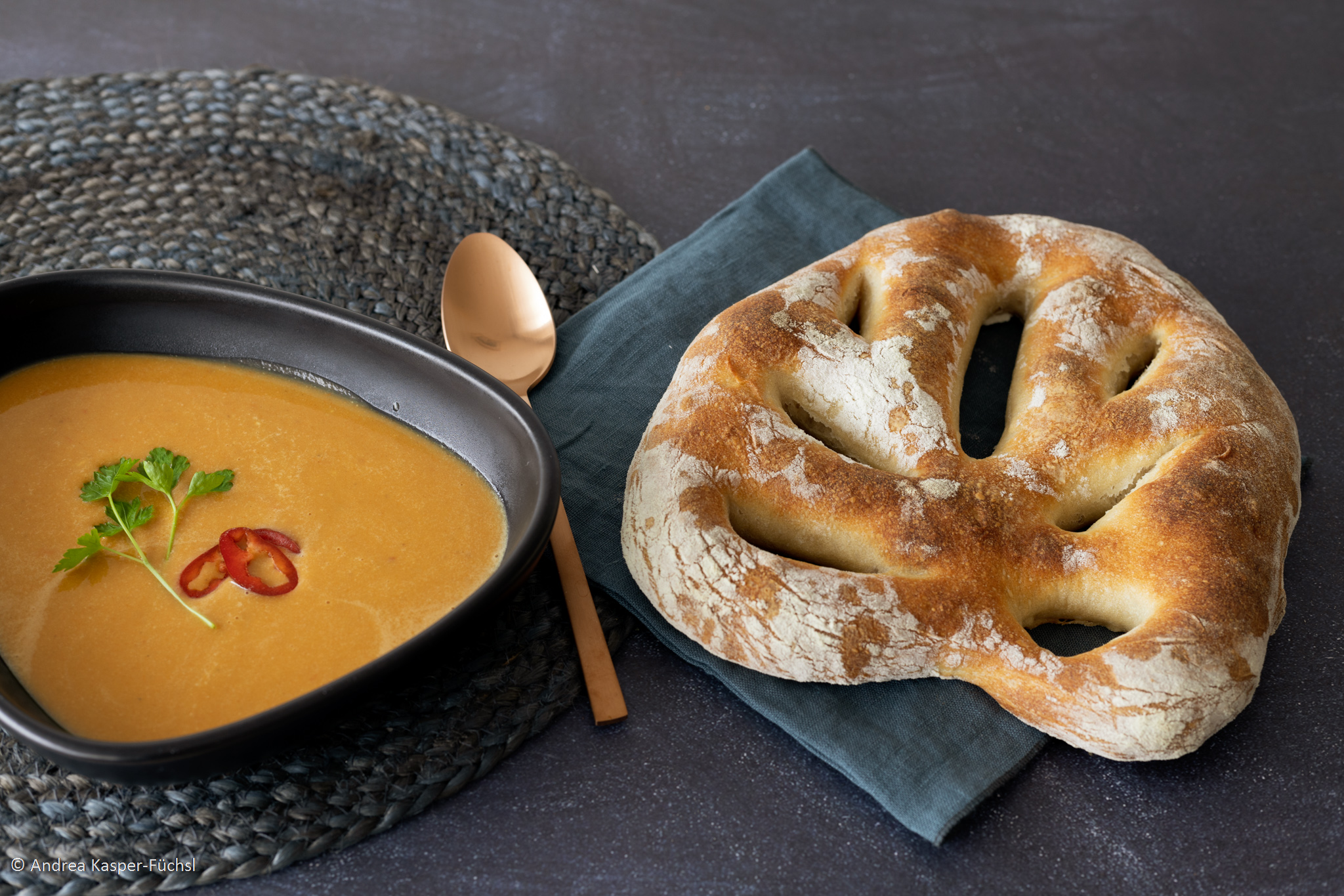 Scharfe Paprika-Linsen Cremesuppe - Proernährung Andrea Kasper-Füchsl ...